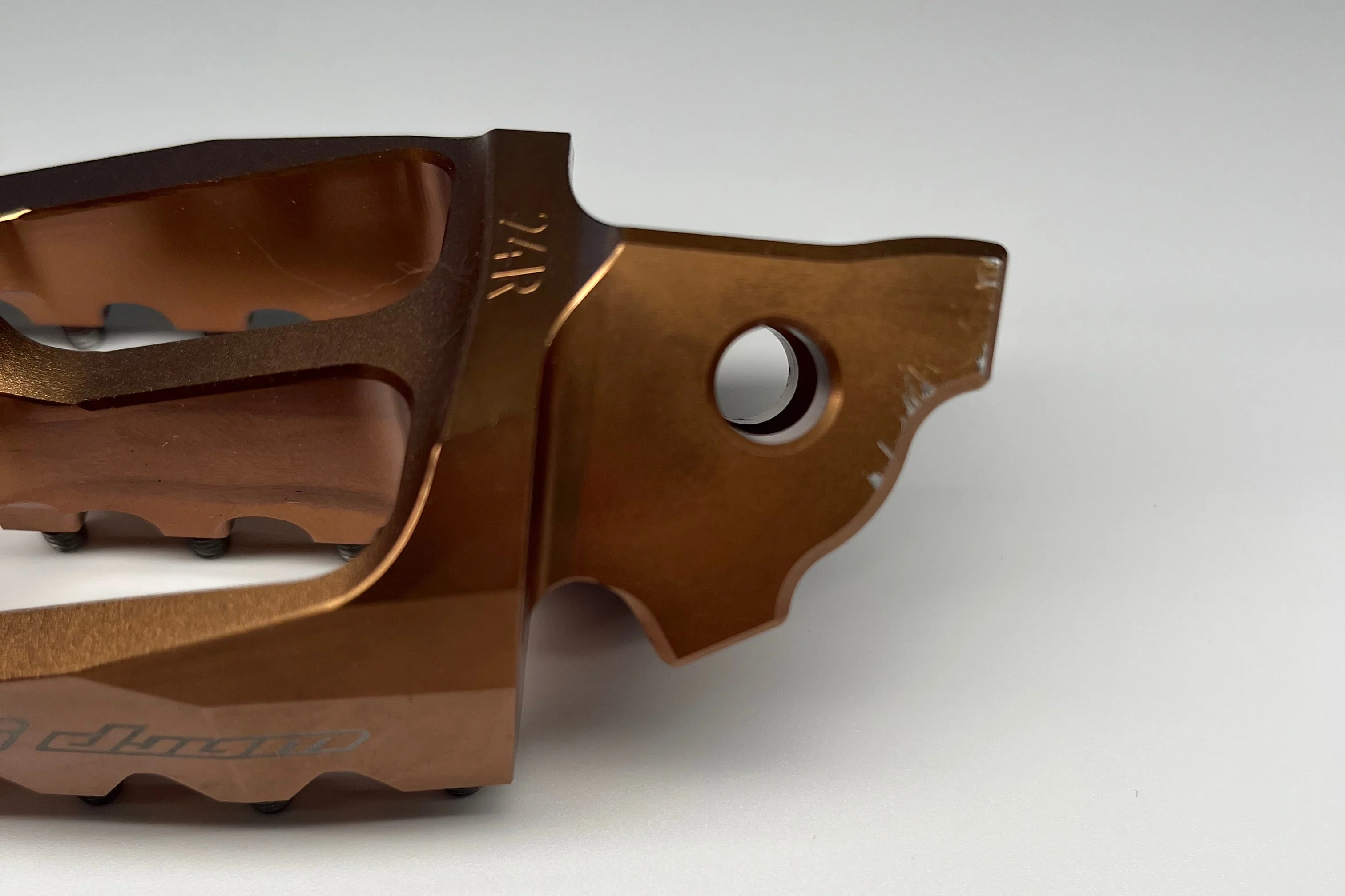 Talaria MX Pegs Magnesium (Damaged) - Image 3