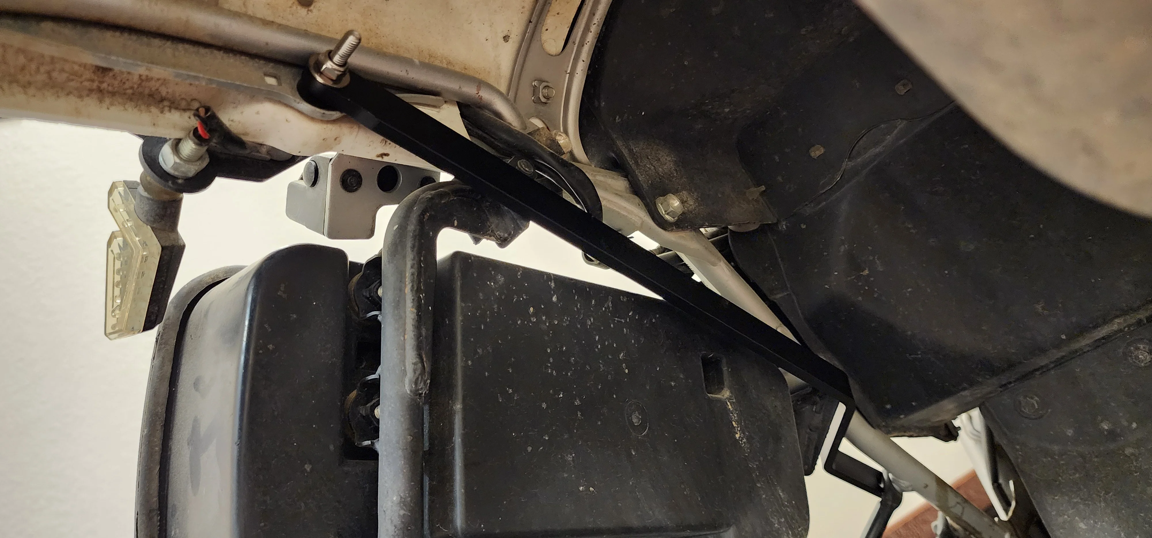 XR650L Subframe Brace - Image 6